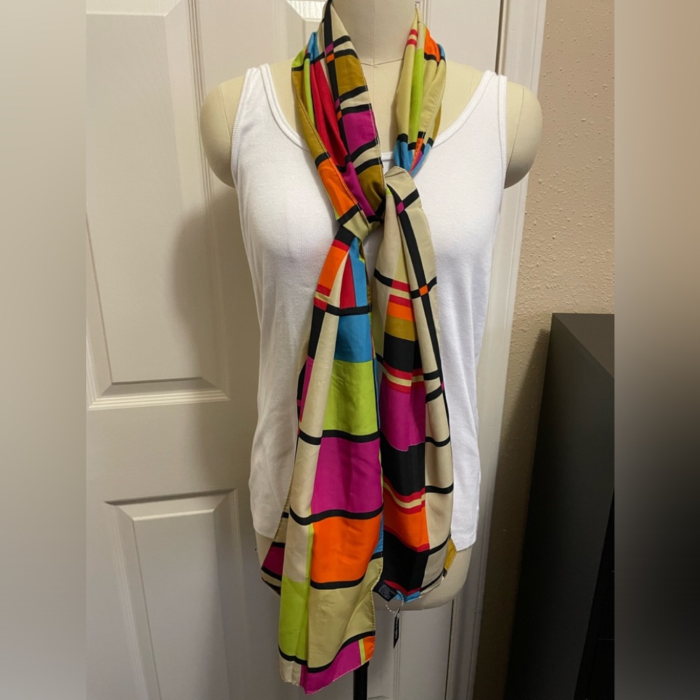 Rikka Abstract Scarf
